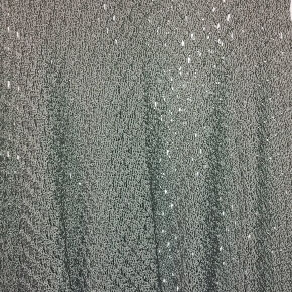 LuLaRoe Mimi Poncho Shawl Wrap Sweater One Size Gray Open Knit Buttons Fringe - Picture 6 of 6